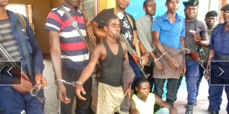 Kasai : huit présumés kidnappeurs d’enfants arrêtés par les services de sécurité à Kamako