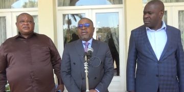 Haut-Katanga : Auprès du gouverneur, les députés nationaux annoncent le début de la mission d’enquête sur les taxes de péages et parkings nationaux.