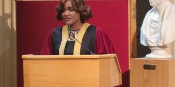 RDC : Félix Tshisekedi salue l&rsquo;entrée en fonction de Deborah Kayembe , 54ème recteur de l&rsquo;université d&rsquo;Edimbourg en Ecosse .