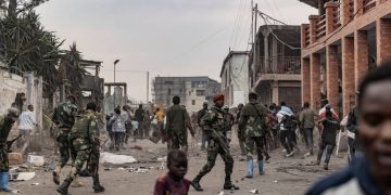 RDC : Le CSAC dénonce le traitement cruel dont ont été victimes les journalistes arrêtés à Kinshasa par des éléments des FARDC et détenus à la DEMIAP (Communiqué)