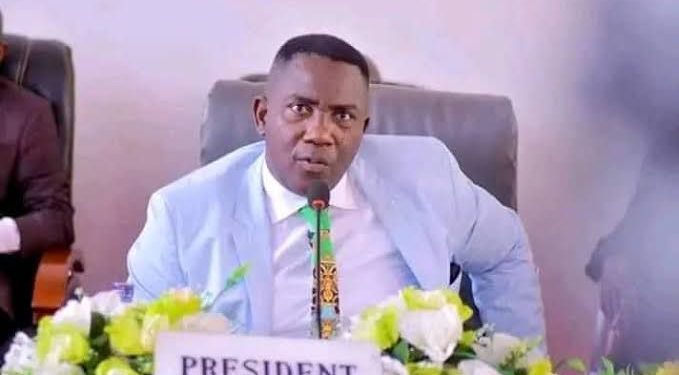Kinshasa : Godé Mpoy demande à Gentiny Ngobila de lui dresser dans 48 heures la gestion des finances de la ville depuis son investiture (communiqué)