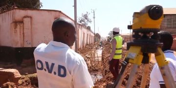 Haut-Katanga : Les travaux des voiries initiées par le gouverneur Jacques Kyabula à travers Lubumbashi se poursuivent sans désemparer