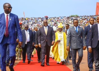Jubilé d’argent de Mgr Kasanda à Mbuji-Mayi : Felix Tshisekedi dénonce la dérive au sein de l’église catholique en RDC
