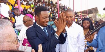 Mongala : Éric Basele Liyele inaugure la tribune d&rsquo;honneur du Stade Père Carlos à Bumba