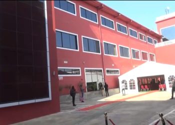 Haut-Katanga : Le ministre provincial de finances John Kitonge inaugure le nouveau centre commercial de la société Liberty Ma Maison