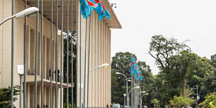 RDC: La présidence de la République met en garde toute personne qui utilise des fausses identités des membres du cabinet du Chef de l’Etat sur les réseaux sociaux (communiqué)