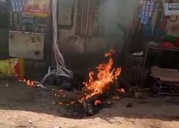 Lualaba : Un jeune homme accusé de meurtre et vol de moto brûlé vif à Fungurume