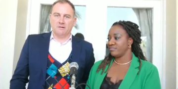 DRC Mining Week : Selon les organisateurs , les couleurs des sacs dénoncés ont symbolisé l’arc-en-ciel, la diversité et non l’homosexualité