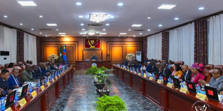 RDC : Le paiement des dépenses publiques en espèces à la Banque Centrale du Congo est désormais interdit (Conseil des ministres)