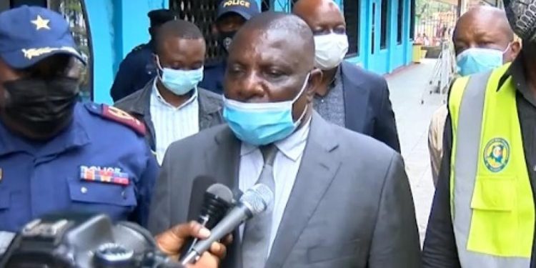 Perte des données des taxis à l’hôtel de ville de Kinshasa: le ministre provincial des Transports accuse le général Kasongo d’avoir trompé l’opinion