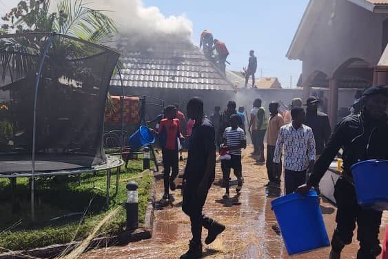 Haut-Katanga: Une commission mise sur pied pour enquêter sur les circonstances de l’incendie déclaré chez le Ministre de l’intérieur Eric Muta détenu à Kinshasa