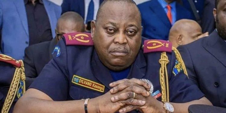 Police Nationale: muté de Kinshasa au Kasai, le général Sylvano Kasongo affirme n’avoir pas refusé de rejoindre sa nouvelle affectation après ses soins médicaux (Mise au point)