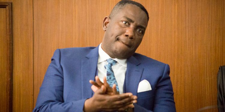 Kinshasa : En conflit avec Gentiny Ngobila, Gode Mpoyi demande un repos intellectuel de 45 jours avec une activité physique régulière (Communiqué)