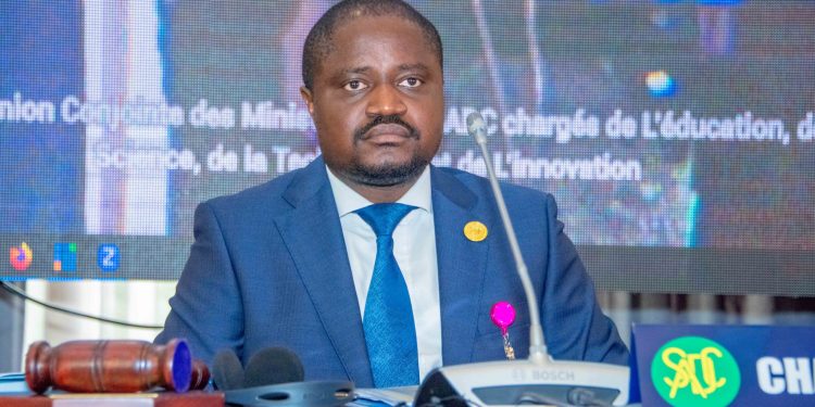 Bukavu : « Les facultés de Droit non viables seront fermées après une mission d’évaluation » ( Muhindo Nzangi)