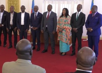 Haut-Katanga : Le Vice-gouverneur Jean-Claude Kamfwa Kimimba a présidé la cérémonie d’installation de la structure « Une Santé »