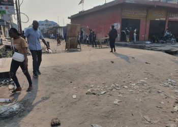 Insécurité à Kinshasa : La police militaire a bouclé samedi matin les communes de Lingwala, Kintambo, Ngaliema en vue de démanteler les réseaux des criminels