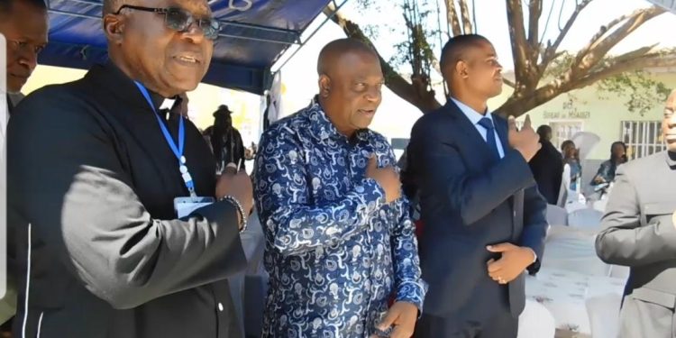 Haut-Katanga : Le Vice-gouverneur Jean-Claude Kamfwa a pris part à la messe commémorative de 60 ans de la paroisse Saint Jean de Kamalondo