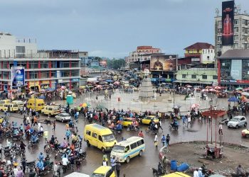 Dépréciation du franc Congolais : Le gouvernement traque les bureaux de change qui utilisent un taux non conventionnel à Kinshasa (constat)