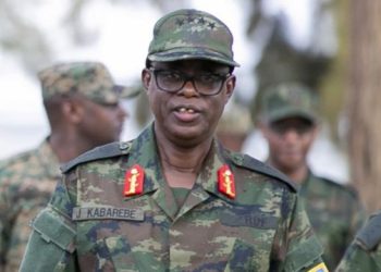 Coup d’Etat au Gabon : Paul Biya réaménage l’état major de l’armée camerounaise, Kagame met plusieurs généraux rwandais à la retraite, dont James Kabarebe (Document)