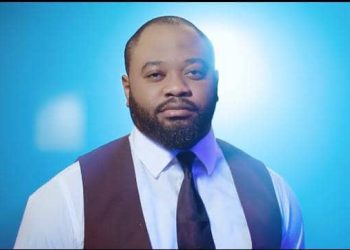 Interdiction de la diffusion de la chanson “ Esimbi te” de Moise Mbiye : Voici la raison