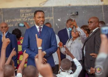 Rentrée scolaire 2023-2024 : « les parents sont libres de se procurer les fournitures scolaires et la tenue de l’éducation physique au marché de leur choix » insiste le Ministre de l’EPST Tony Mwaba