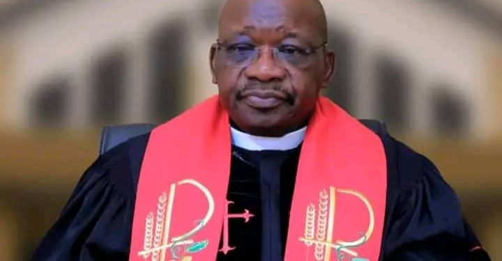 Religion: Le révérend André Bokundoa réélu à la tête de l’Eglise protestante