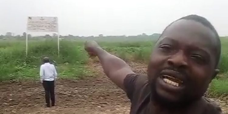 Kinshasa : Présence d’une pancarte d’un projet agricole qui appartiendrait au Congo Brazza repérée dans la localité Molibo à N’sele ( chef de la localité)