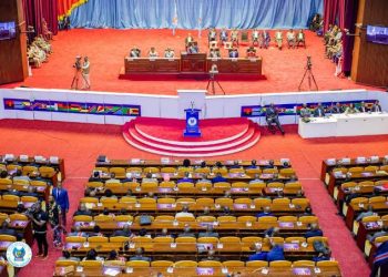 Ruée des députés vers les entreprises publiques : Crispin Mbindule au CAMI , Constantin Mbengele à Kisenge Manganèse