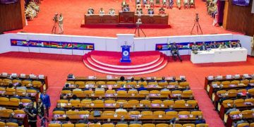 Ruée des députés vers les entreprises publiques : Crispin Mbindule au CAMI , Constantin Mbengele à Kisenge Manganèse