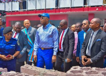 Spoliation de la maison communale de Kalamu: Le gouverneur Gentiny Ngobila met en garde ceux qui s’évertuent à construire dans la concession de l’Etat