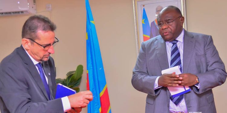 Guerre à l’Est: Auprès de Jean-Pierre Bemba, le haut-fonctionnaire de l’ONU Bruno Lemarquis déplore les contraintes dans l’action humanitaire