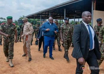 Sécurité: A Kisangani, Jean-Pierre Bemba appelle les éléments des FARDC à défendre la patrie jusqu’au sacrifice suprême