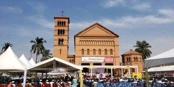 Lubumbashi: l’église catholique célèbre les cent ans d’existence de la Cathédrale Saint Pierre et Paul en présence des autorités