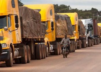 Embouteillages au poste frontalier de Kasumbalesa : le gouverneur Jacques Kyabula a échangé avec les transporteurs internationaux