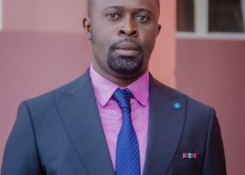 Lubumbashi : De l’entrepreneuriat à la politique, Theddy MWAYENGA la relève assurée par la discipline, l’amour de la patrie et le leadership hors du commun.