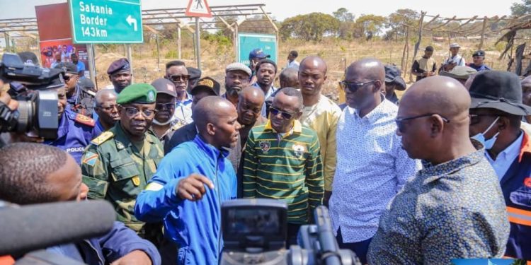 Haut-Katanga : le gouverneur Jacques Kyabula met fin aux embouteillages monstres sur la route Lubumbashi-Kasumbalesa-SAKANIA.