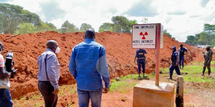 Haut-Katanga : A Shinkolobwe, le gouverneur Jacques Kyabula insiste sur l’application stricte des mesures de sécurisation de la carrière d’uranium fermée