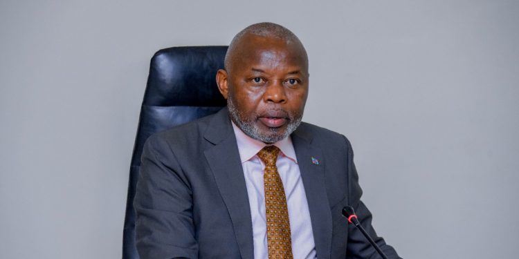 RDC : Les opérateurs économiques appellent le gouvernement à sensibiliser les banques commerciales à se conformer au taux de change fixé par la BCC