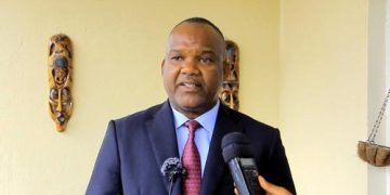Corneille Naanga : «La messe organisée par le Gouvernement sur et autour de l’état de siège sonne le glas d’une décision cavalière prise dans la foulée par Félix Tshisekedi »