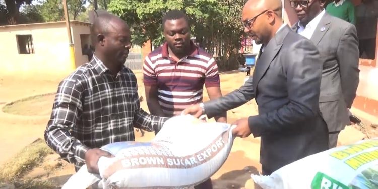 Haut-Katanga : Plusieurs biens volés interceptés par les services de sécurité ont été remis aux propriétaires par les autorités provinciales