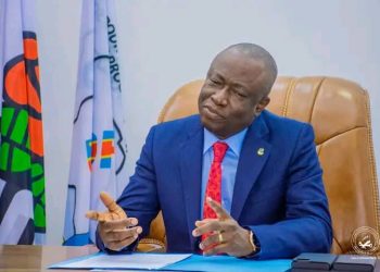 Justice : « Jean-Marc Kabund a fait du théâtre devant les juges. Sans brandir des preuves tangibles de ses accusations contre le Chef de l’Etat» (Augustin Kabuya)