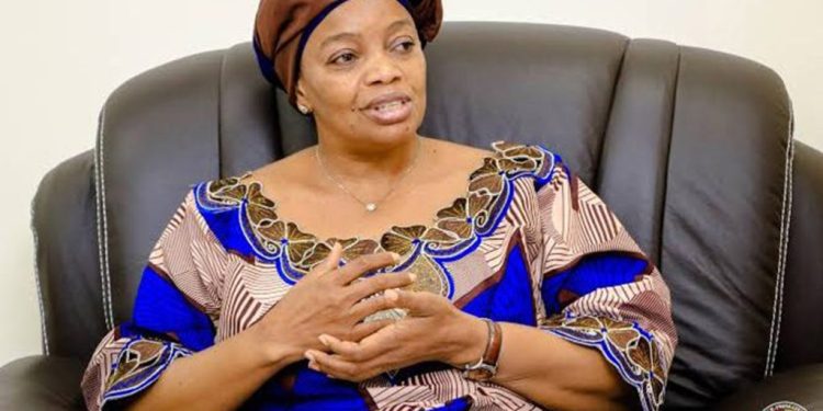 RDC: les nouveaux administrateurs du fonds forestier appelés à canaliser les recettes dans le trésor public (ministre de l’environnement Ève Bazaiba)