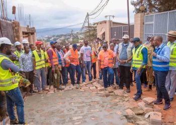 Kongo-Central : le gouverneur Guy Bandu satisfait de l’évolution des travaux en cours d’exécution à Matadi