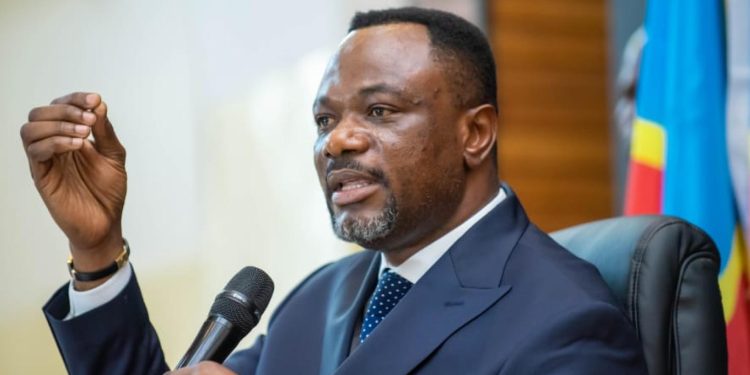 Gratuité de l’enseignement dans les écoles consulaires : Tony Mwaba rappelle à l’ambassadeur congolais au Burundi le caractère obligatoire de la gratuité à l’école primaire (document)