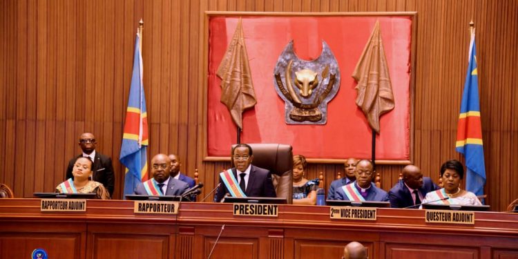 Rentrée parlementaire: Le président du Sénat appelle le gouvernement à soutenir la gratuité de la maternité et à répondre aux attentes des professionnels de santé