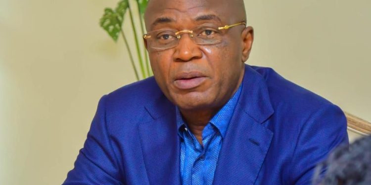Kinshasa: Trois ans après, le gouverneur Gentiny annonce le début des travaux du nouveau chemin de fer pour le projet Metrokin
