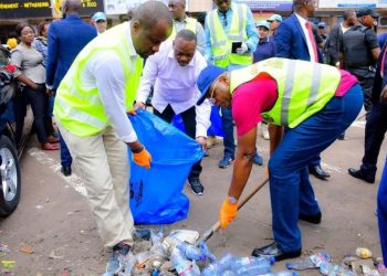 Kinshasa : l’hôtel de ville annonce le début des travaux de grande envergure de nettoyage de la voirie urbaine d’ici 10 jours grâce au partenariat avec une entreprise turque