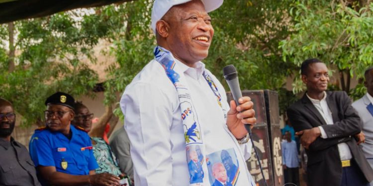 Kasaï-Oriental : En séjour à Mbuji-Mayi, le 1er vice-président de l’Assemblée nationale sensibilise pour le second mandat de Félix Tshisekedi