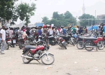 Kinshasa : Les motocyclistes accusés de provoquer les accidents sur l’axe routier Matadi-kibala et Mitendi (Police)