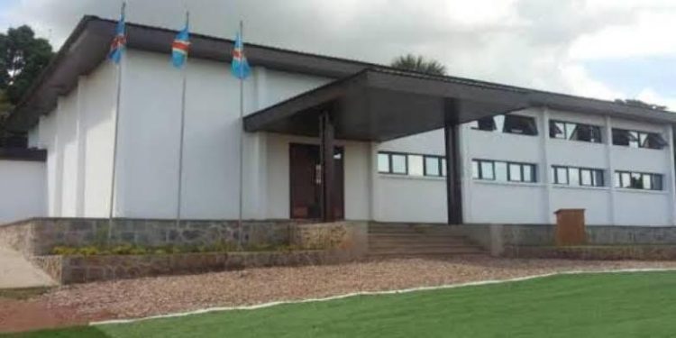 Assemblée provinciale du Tanganyika toujours fermée : les députés provinciaux en pourparlers attendent la levée de la mesure par le ministre de l’intérieur affirme le député provincial Oscar Lulu